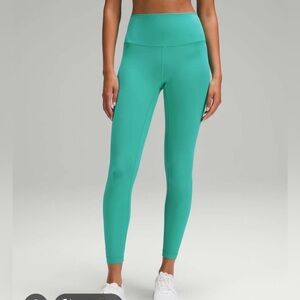 Lululemon Wunder Train HR Tight Size 8
